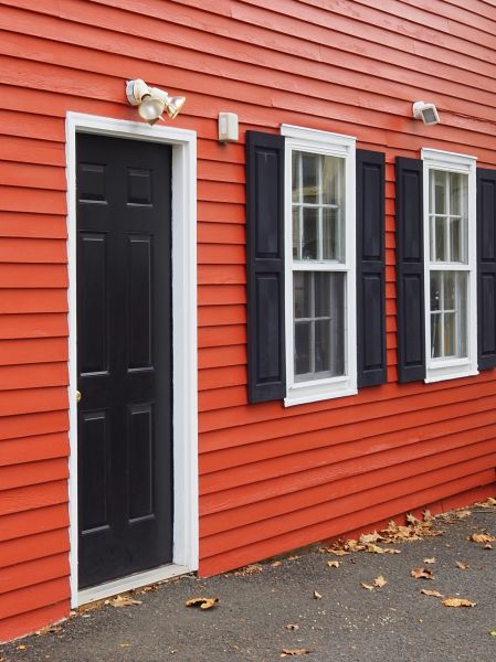 Cost of Red Vinyl Siding Installation in Cary