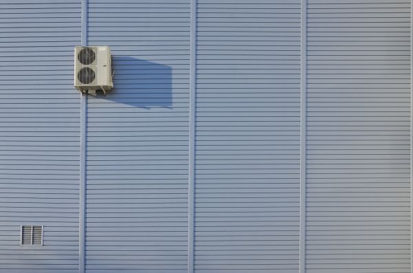 Cost of Flat Metal Siding Installation in Cary